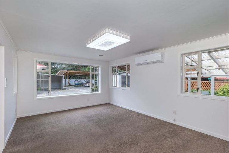 Photo of property in 84 The Avenue, Levin, 5510