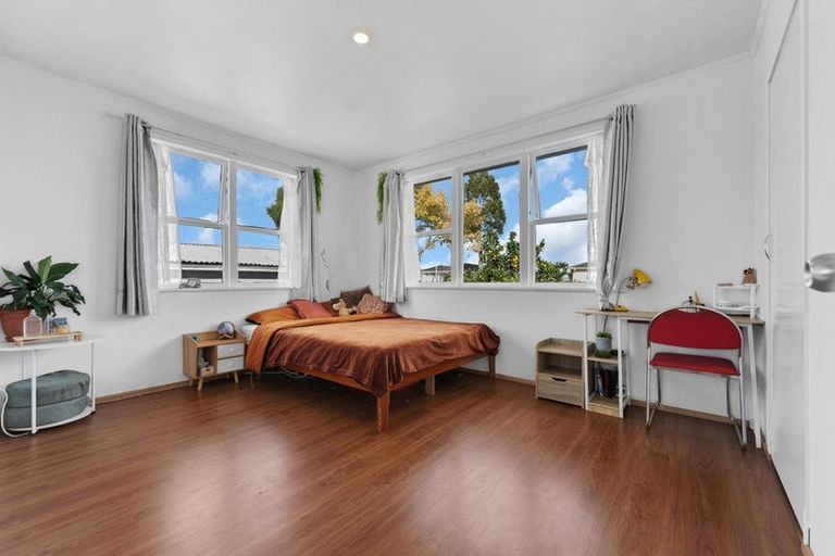 Photo of property in 1 Marybeth Place, Rosehill, Papakura, 2113