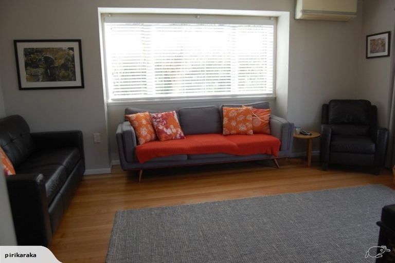 Photo of property in 29 Hebron Road, Waiake, Auckland, 0630