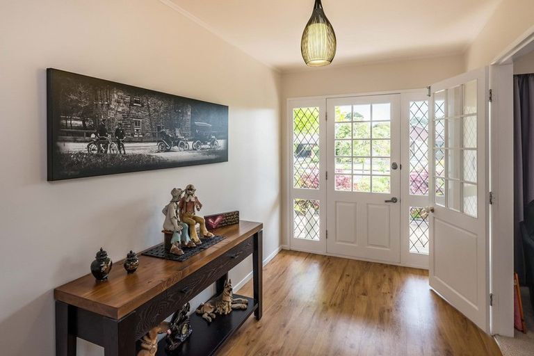 Photo of property in 22 Awanui Drive, Waikanae, 5036