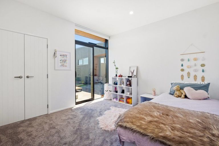 Photo of property in 19 Stackbrae Avenue, Wanaka, 9305