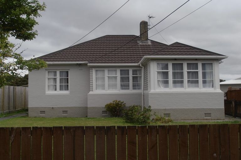 Photo of property in 25 Gadsby Street, Avalon, Lower Hutt, 5011