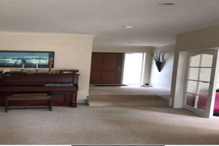 Photo of property in 24 Durbin Court, Greenhithe, Auckland, 0632