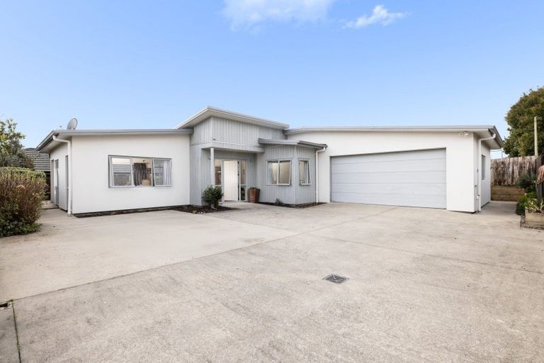 Photo of property in 170a Boucher Avenue, Te Puke, 3119