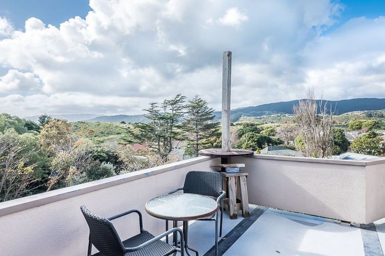 Photo of property in 22a Kiwi Road, Raumati Beach, Paraparaumu, 5032