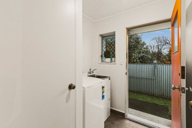 Photo of property in 3/805 Heretaunga Street East, Parkvale, Hastings, 4122