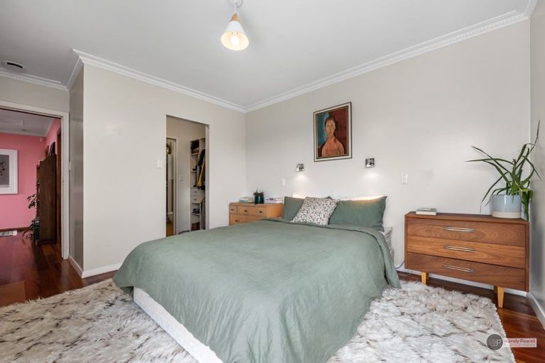 Photo of property in 128 Seddon Street, Naenae, Lower Hutt, 5011