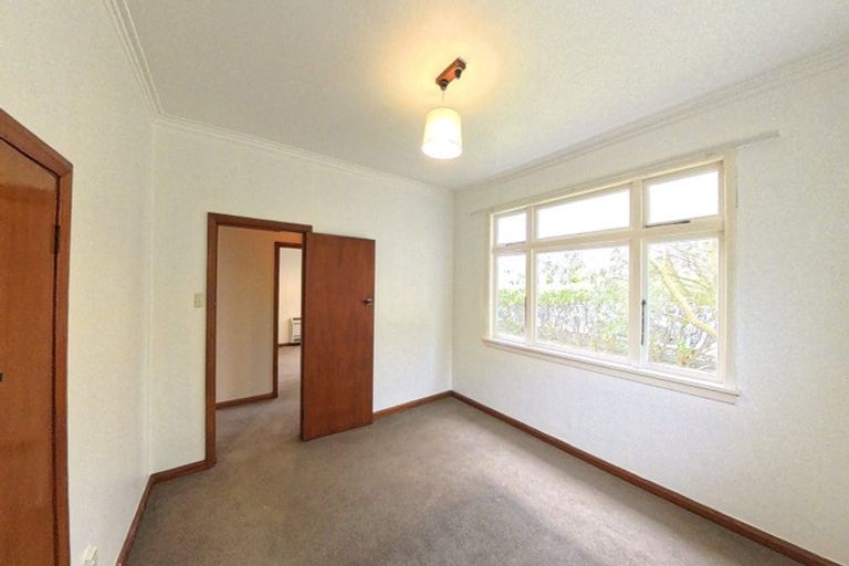 Photo of property in 95 Churchill Avenue, Hokowhitu, Palmerston North, 4410