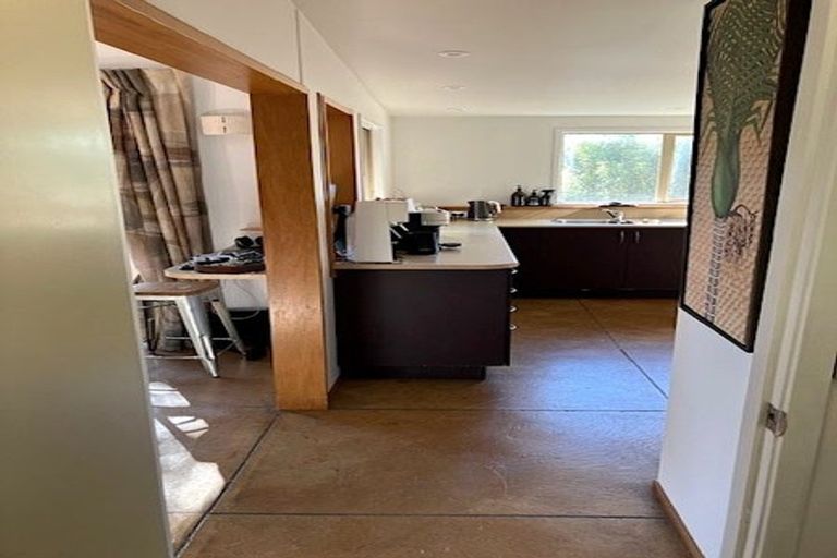Photo of property in 24 Carnmore Place, Torbay, Auckland, 0630
