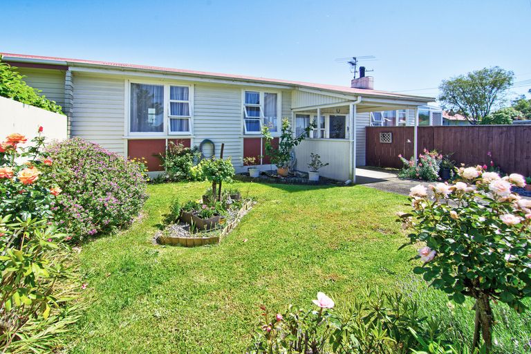 Photo of property in 2 Keaton Street, Masterton, 5810