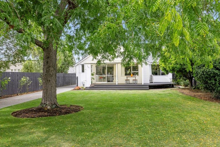 Photo of property in 39 Plynlimon Road, Fendalton, Christchurch, 8052