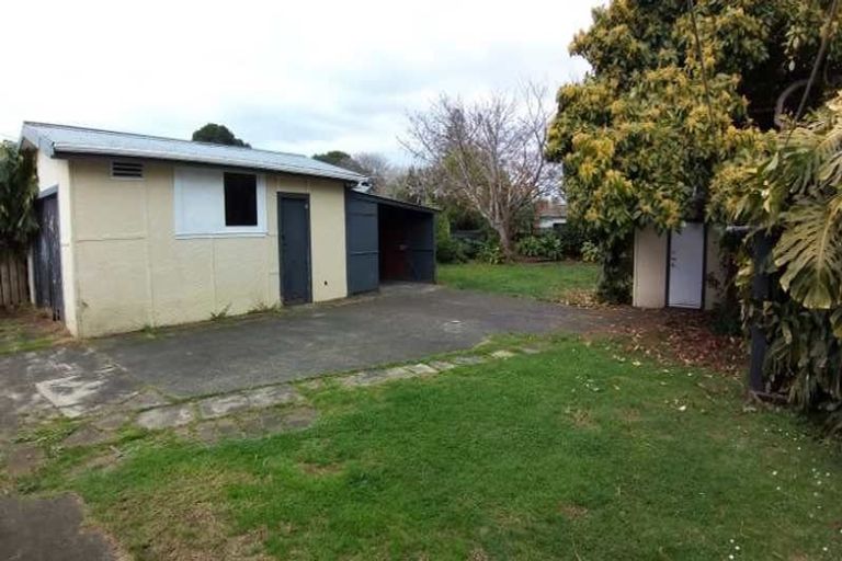 Photo of property in 44 Ireland Road, Mount Wellington, Auckland, 1060