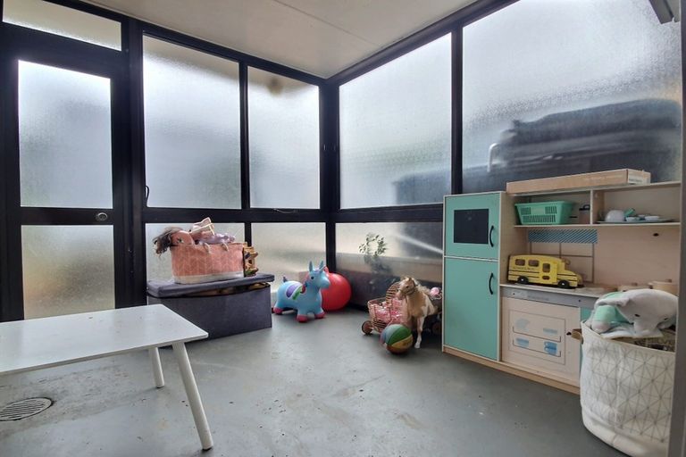 Photo of property in 10 Leeton Drive, Waipukurau, 4200