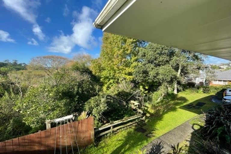 Photo of property in 18 St Peters Street, Northcote, Auckland, 0627