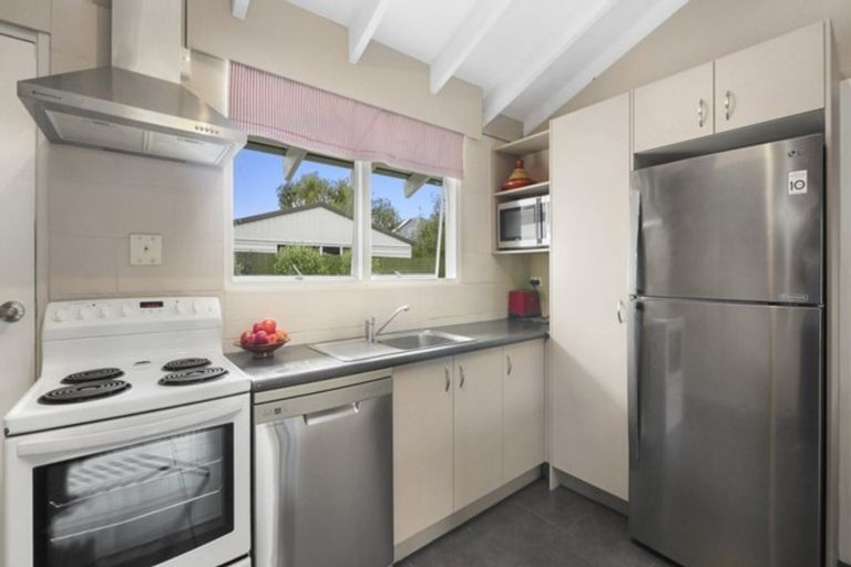 Photo of property in 1/23 Blighs Road, Strowan, Christchurch, 8052