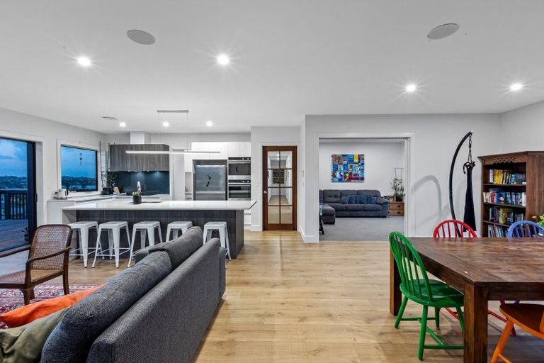 Photo of property in 39 Bayview Park Lane, Orewa, 0931