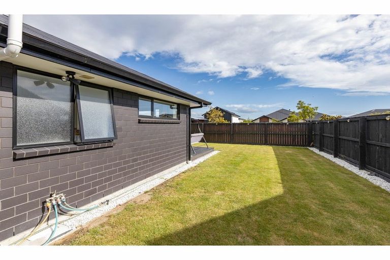 Photo of property in 24 Roys Street, Marshland, Christchurch, 8083
