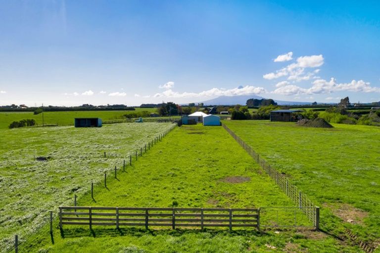 Photo of property in 278 Matangara Road, Hawera, 4672