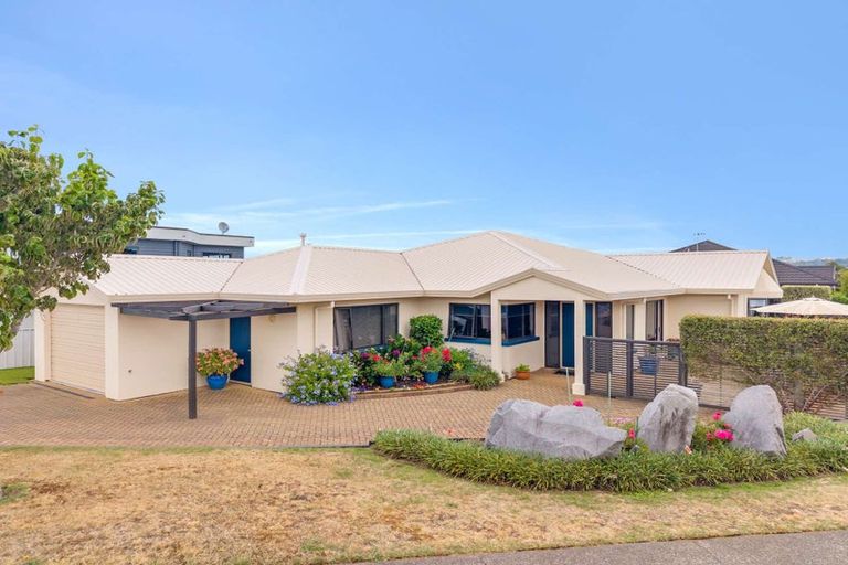 Photo of property in 1 Vaucluse Drive, Nukuhau, Taupo, 3330