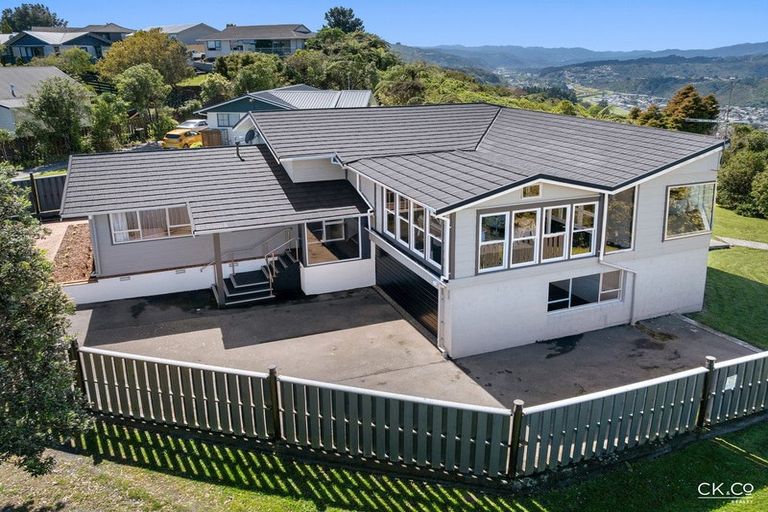 Photo of property in 30 Mossburn Grove, Kelson, Lower Hutt, 5010