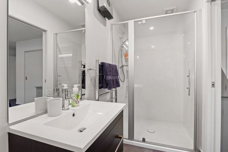 Photo of property in 8 Longlands Street, Lake Hayes, Queenstown, 9304