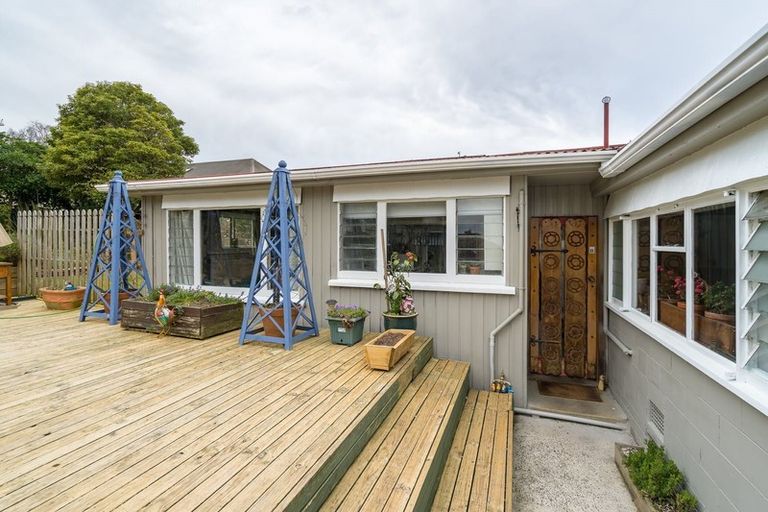 Photo of property in 62 Walter Street, The Glen, Dunedin, 9011