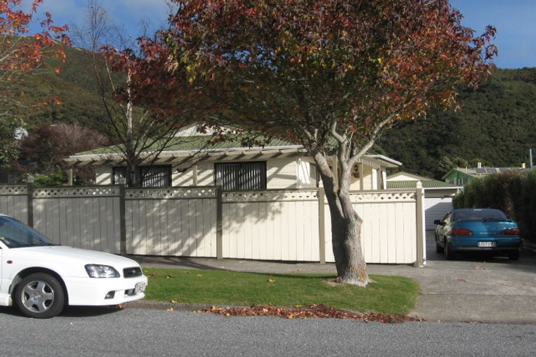 Photo of property in 180 Rata Street, Naenae, Lower Hutt, 5011