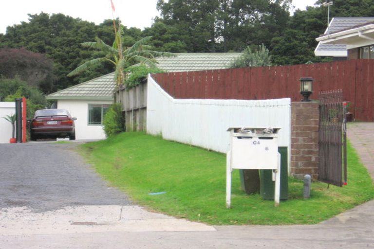 Photo of property in 104b Everglade Drive, Totara Heights, Auckland, 2105