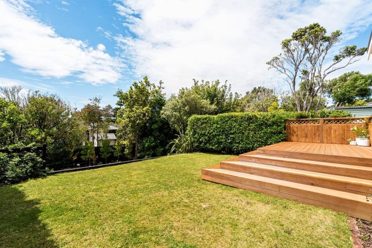 Photo of property in 15 Helston Road, Johnsonville, Wellington, 6037