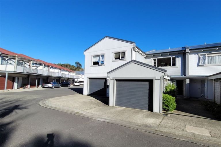 Photo of property in Monterey Apartments, 22/232 Middleton Road, Glenside, Wellington, 6037