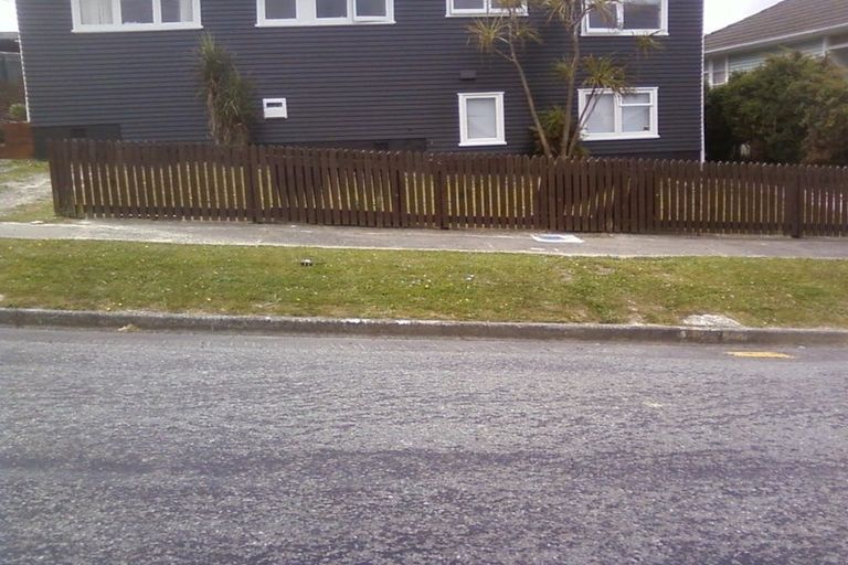 Photo of property in 28 Hukatai Street, Elsdon, Porirua, 5022