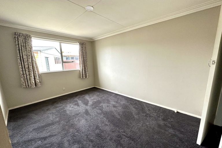 Photo of property in 38 Paisley Street, Kew, Invercargill, 9812