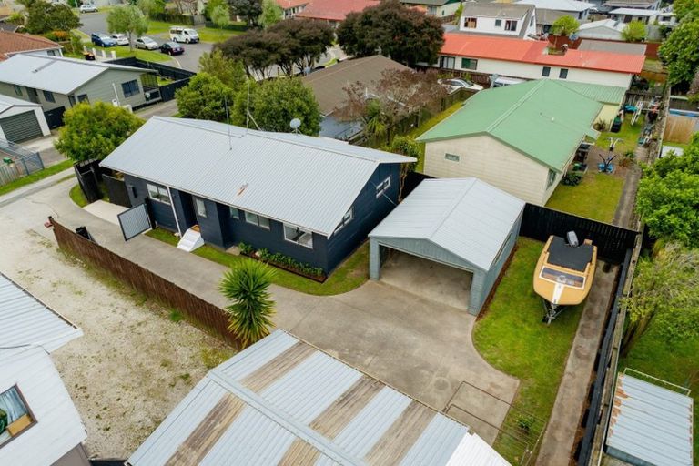 Photo of property in 12a Kingsley Place, Mount Maunganui, 3116