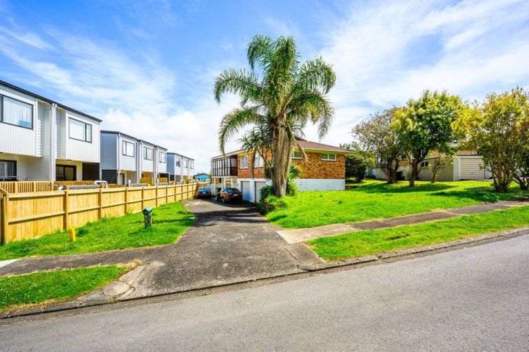Photo of property in 9 Marriott Road, Pakuranga, Auckland, 2010
