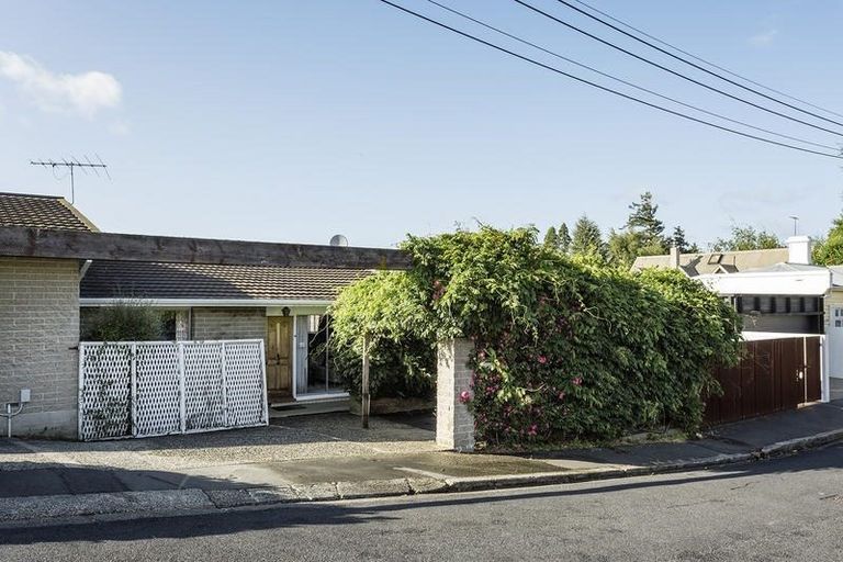 Photo of property in 4/2 Brent Street, Maori Hill, Dunedin, 9010