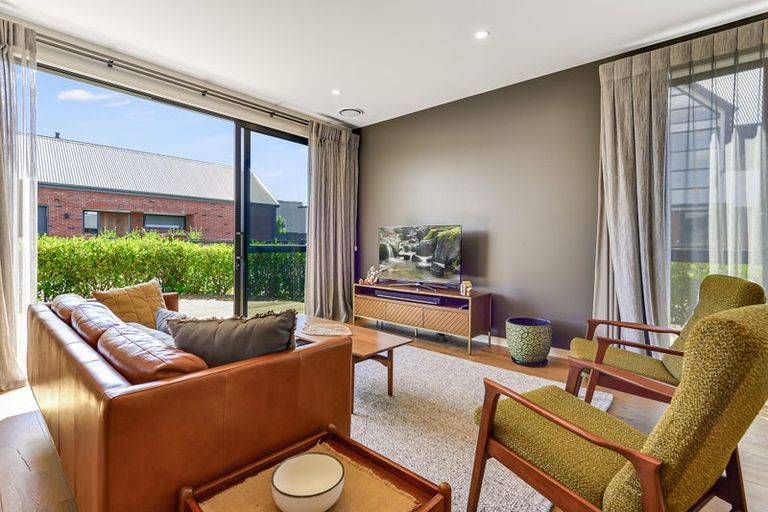 Photo of property in 2 Garland Lane, Leamington, Cambridge, 3432