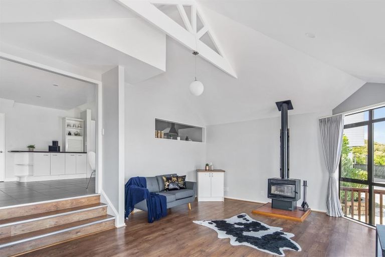 Photo of property in 19a Pelorous Street, Paparangi, Wellington, 6037