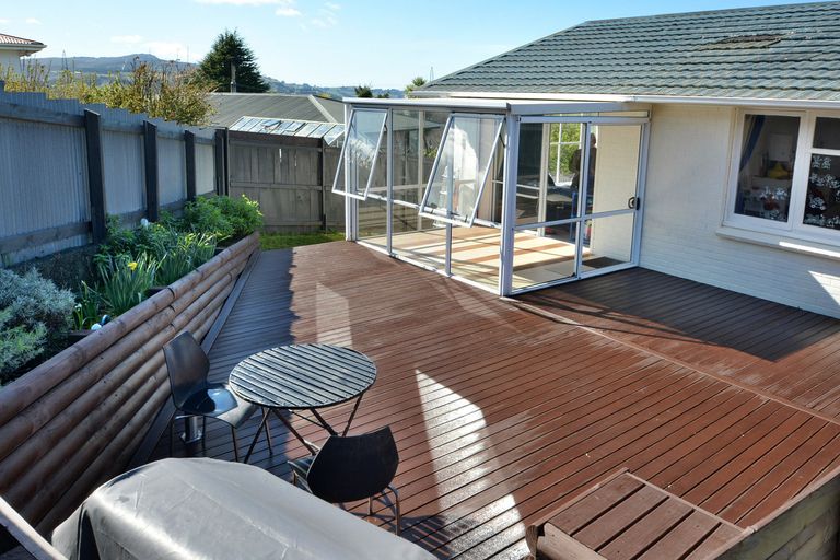 Photo of property in 4 Hanlon Street, Halfway Bush, Dunedin, 9010