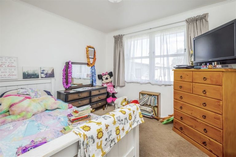 Photo of property in 51 President Avenue, Papakura, 2110