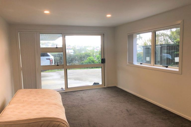 Photo of property in 2/78 Archers Road, Glenfield, Auckland, 0629