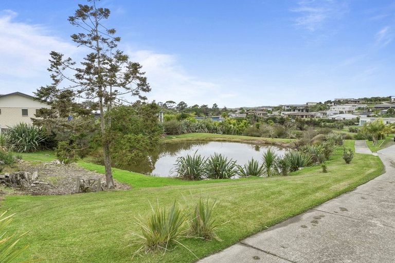 Photo of property in 11 Wharuka Glade, Mangawhai, 0505