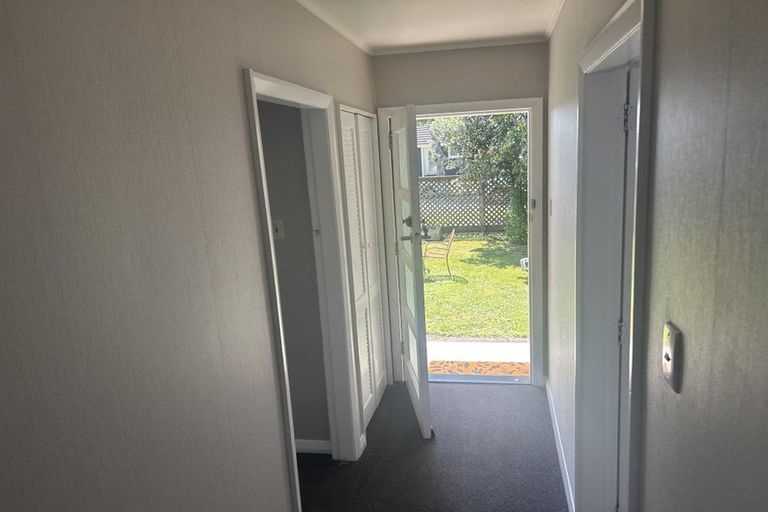 Photo of property in 54 Seddon Street, Takaro, Palmerston North, 4412