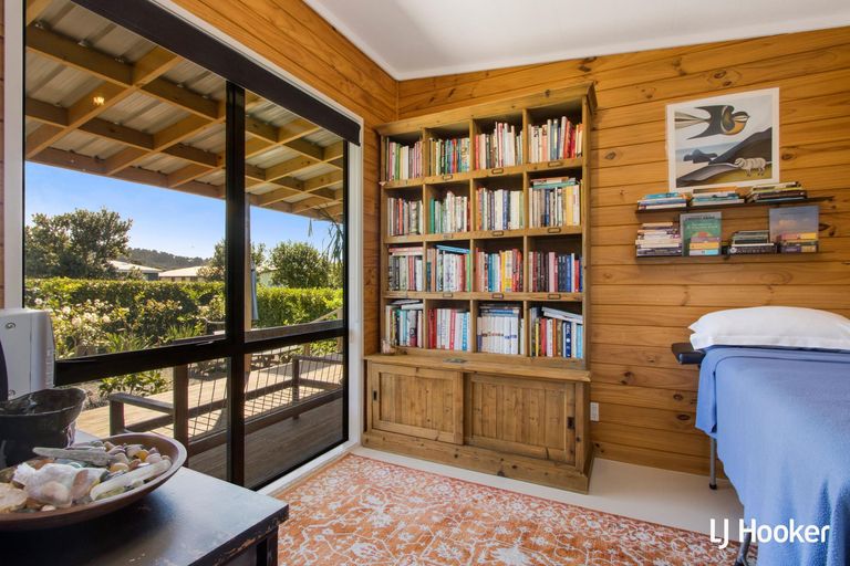 Photo of property in 27 Ocean Breeze Drive, Waihi Beach, 3611