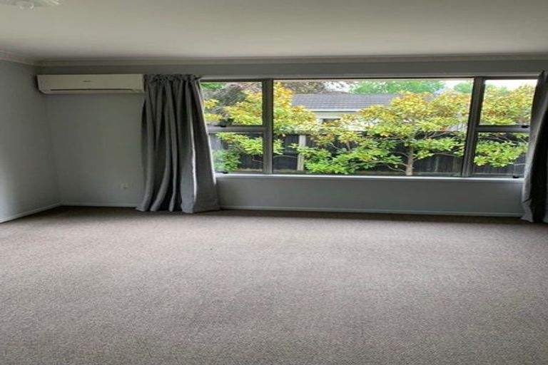 Photo of property in 2/27 Thorrington Road, Cashmere, Christchurch, 8022