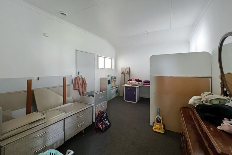 Photo of property in 16 Glasgow Street, Takaro, Palmerston North, 4412