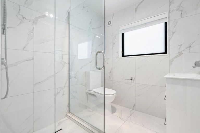 Photo of property in 37d Sheehan Avenue, Papakura, 2110