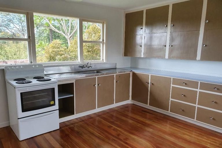 Photo of property in 217 Frankley Road, Frankleigh Park, New Plymouth, 4310