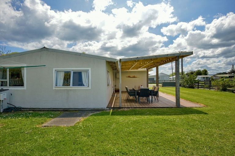 Photo of property in 75 Fortescue Street, Mahia, 4198