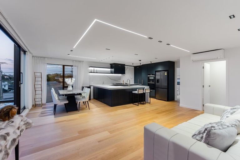 Photo of property in 47c Hastings Road, Mairangi Bay, Auckland, 0630