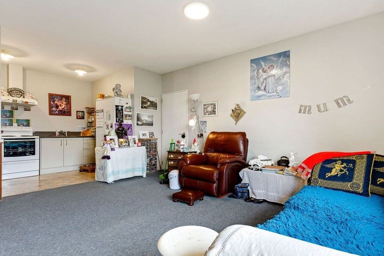 Photo of property in 13/10 Collins Street, Addington, Christchurch, 8024